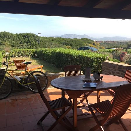 Вилла Sardinia Re - Casa Ibiscus Стинтино Экстерьер фото